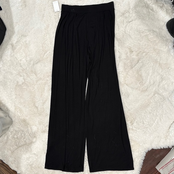 NWT Spring Haze Women's Flared Stretch Pants Medium Size - Picture 2 of 2